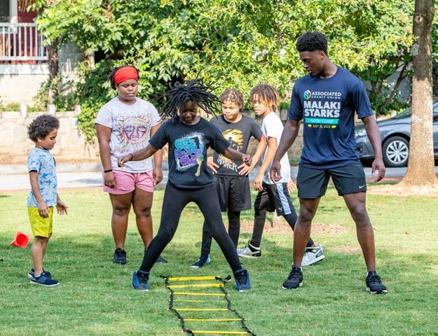 UGA player hosts football camp for kids