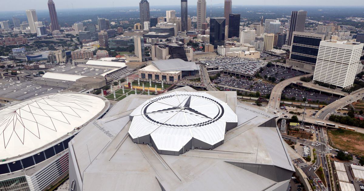 Roof at Mercedes-Benz Stadium in Atlanta finally open for business – The  Denver Post