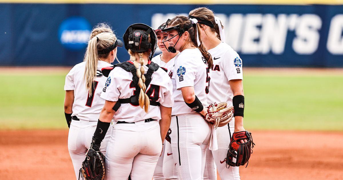 2010 Georgia Softball Media Guide by Georgia Bulldogs Athletics