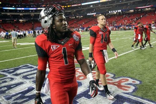 September 3, 2011: Georgia's Orson Charles catches a pass during the  Chick-Fil-A Kickoff Game between the Georgia Bulldogs and the Boise State  Broncos at the Georgia Dome in Atlanta, Georgia. Boise State