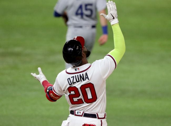 Ozuna, Wilson lead Braves over Dodgers in Game 4 of NLCS 