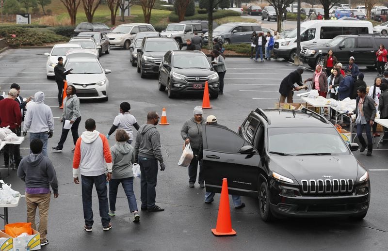 Atlanta Community Food Bank mobile food pantry for federal workers. Bob Andres / bandres@ajc.com