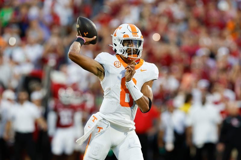 Tennessee quarterback Nico Iamaleava passes against Oklahoma during the first half of an NCAA college football game, Saturday, Sept. 21, 2024, in Norman, Okla. (AP Photo/Alonzo Adams)