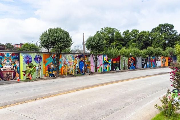 Atlanta Crossroads Mural Festival is bringing 50+ artists to transform walls near eyedrum gallery in southwest Atlanta. (Photo Courtesy of Isadora Pennington)