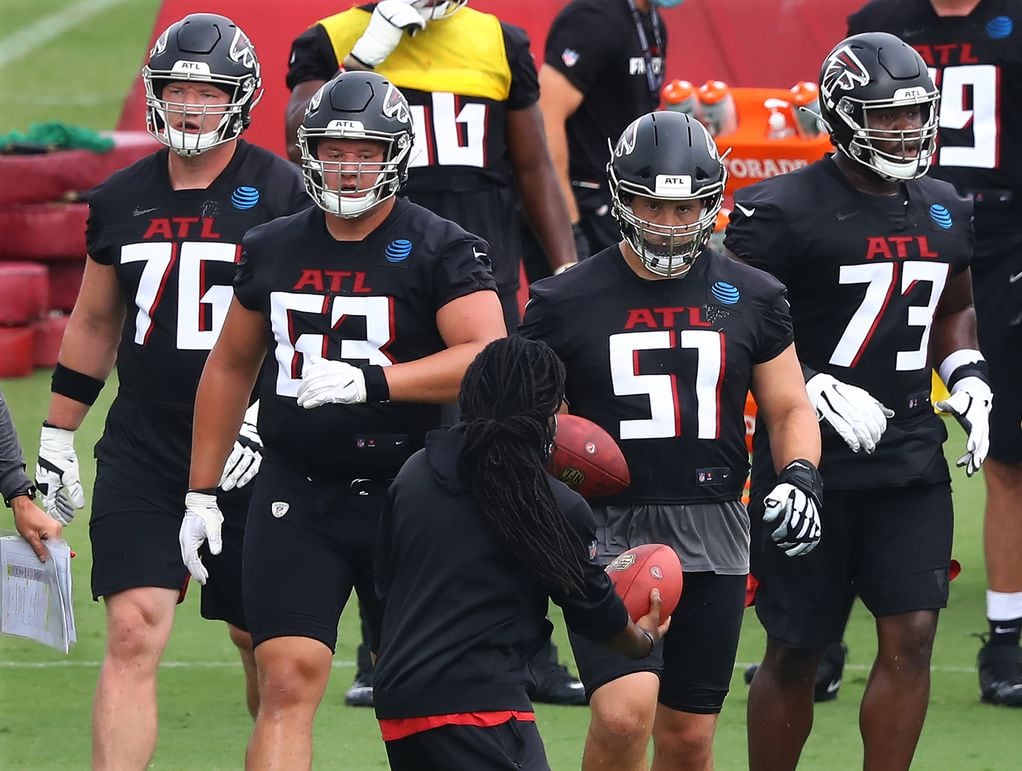 Dudley's Chris Lindstrom suffers foot injury in NFL debut; Falcons rookie  could be headed to I.R. 