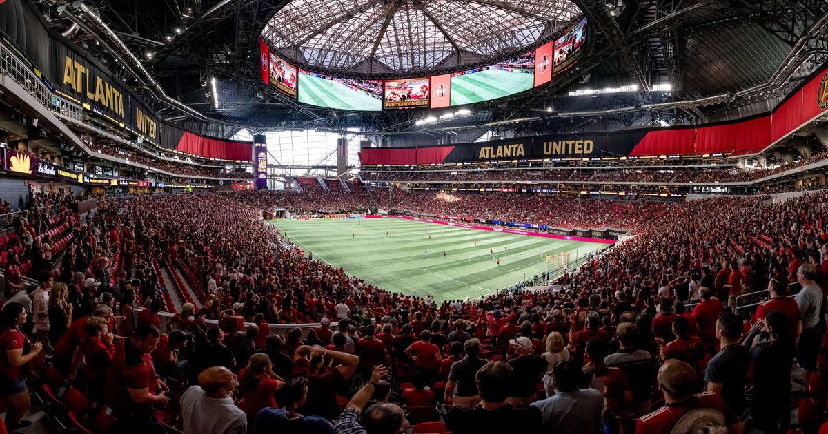 Atlanta home opener draws 72,035, largest single-game crowd in MLS