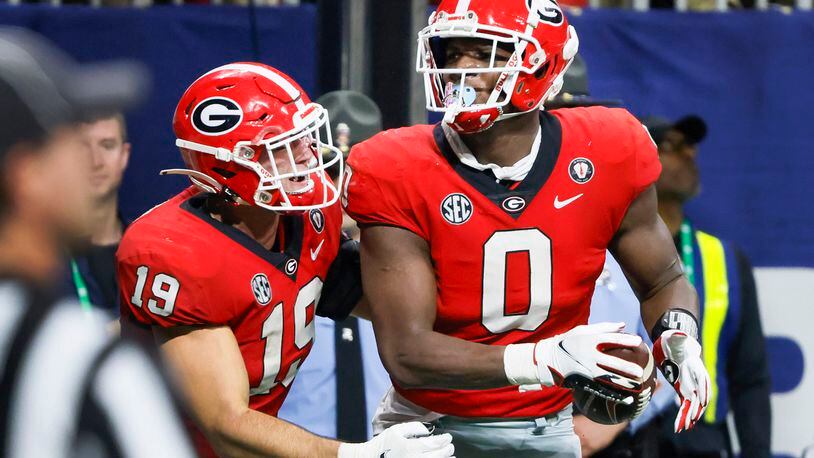 Georgia tight end Darnell Washington staying engaged despite leg injury