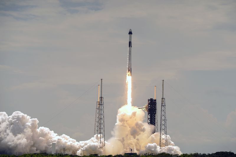 A SpaceX Falcon 9 rocket with a crew of two lifts off from launch pad 40 at the Cape Canaveral Space Force Station Saturday, Sept. 28, 2024 at Cape Canaveral, Fla. (AP Photo/John Raoux)