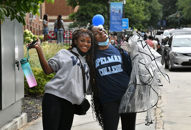 August 10, 2022 Atlanta - Spelman College freshman and roommates Sydney Dinkins (left) and Jashonti Wilson, both Health Science and pre-med major, pose at Spelman College on Wednesday, August 10, 2022. (Hyosub Shin / Hyosub.Shin@ajc.com)