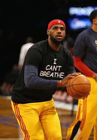 LeBron James wears 'I can't breathe' t-shirt