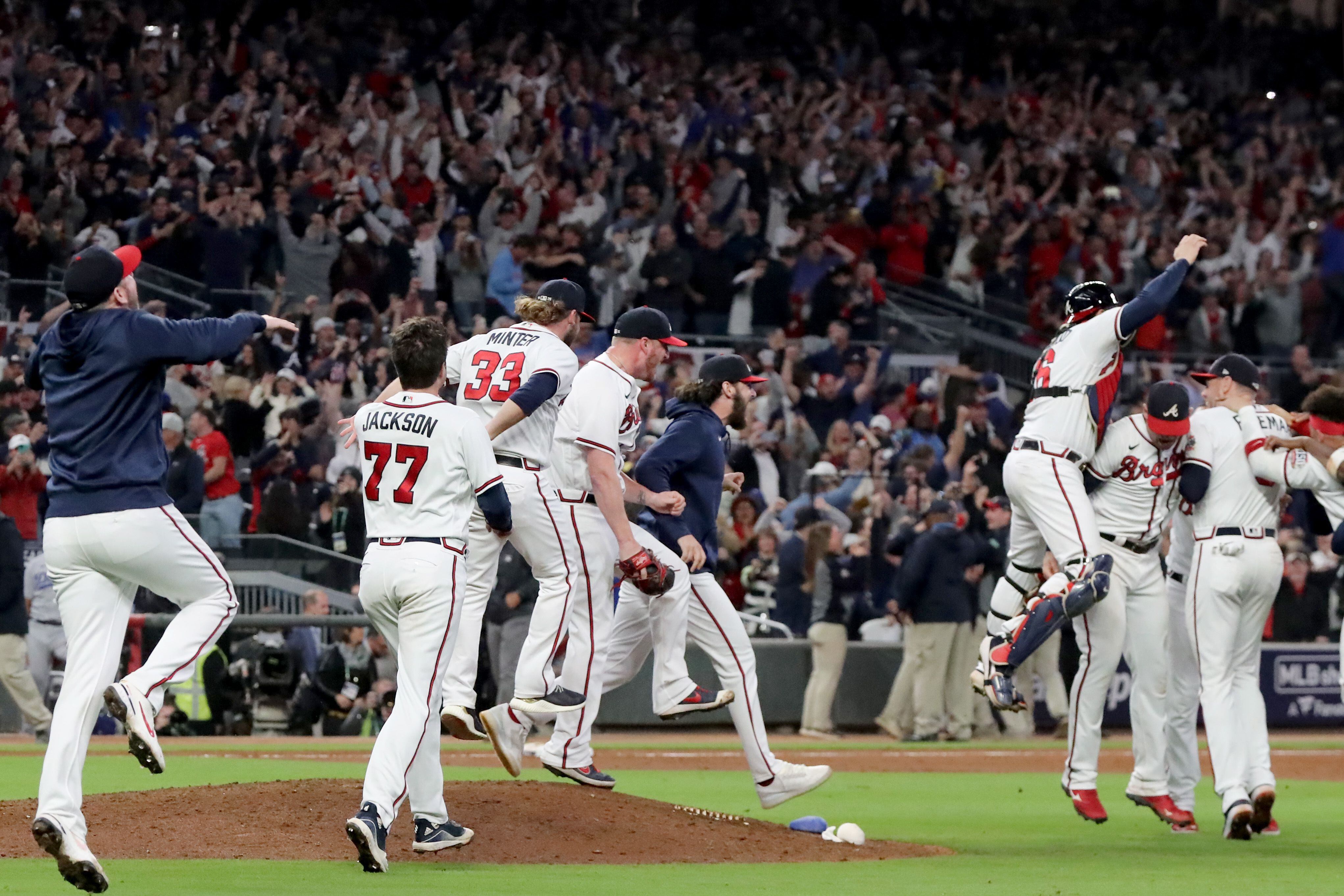 Late-night magic: Braves beat Dodgers 5-4, lead NLCS 2-0 – KGET 17