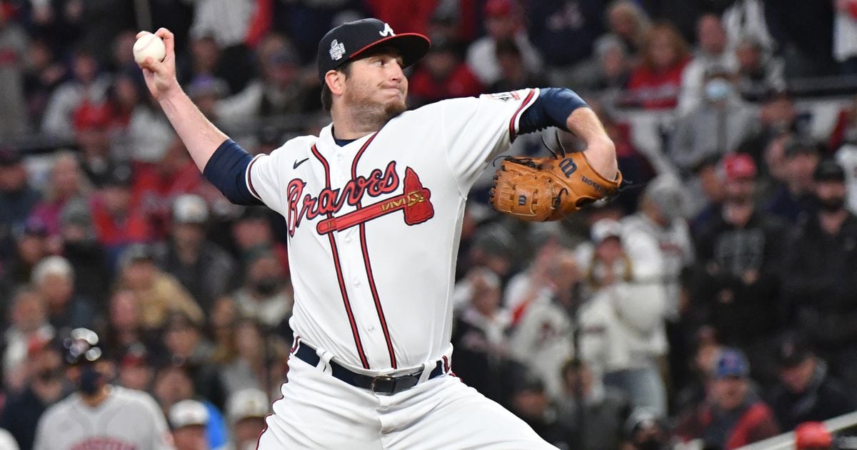 Braves pitcher Luke Jackson has priceless reaction to substances change