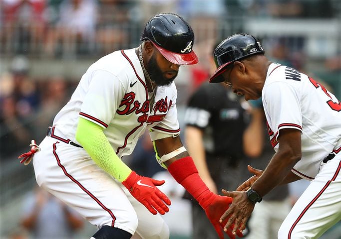 Braves sweep to take NL East lead; Mets look unprepared for playoffs