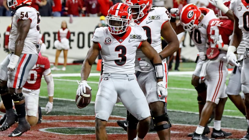 Georgia's Zamir White selected with 122nd pick in NFL draft