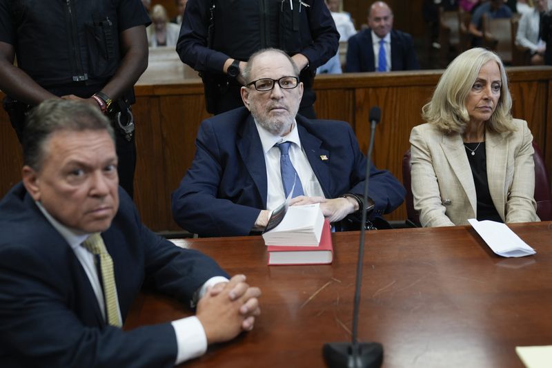 Harvey Weinstein, center, appears in criminal court in New York, Wednesday, Sept. 18, 2024. (AP Photo/Seth Wenig, Pool)