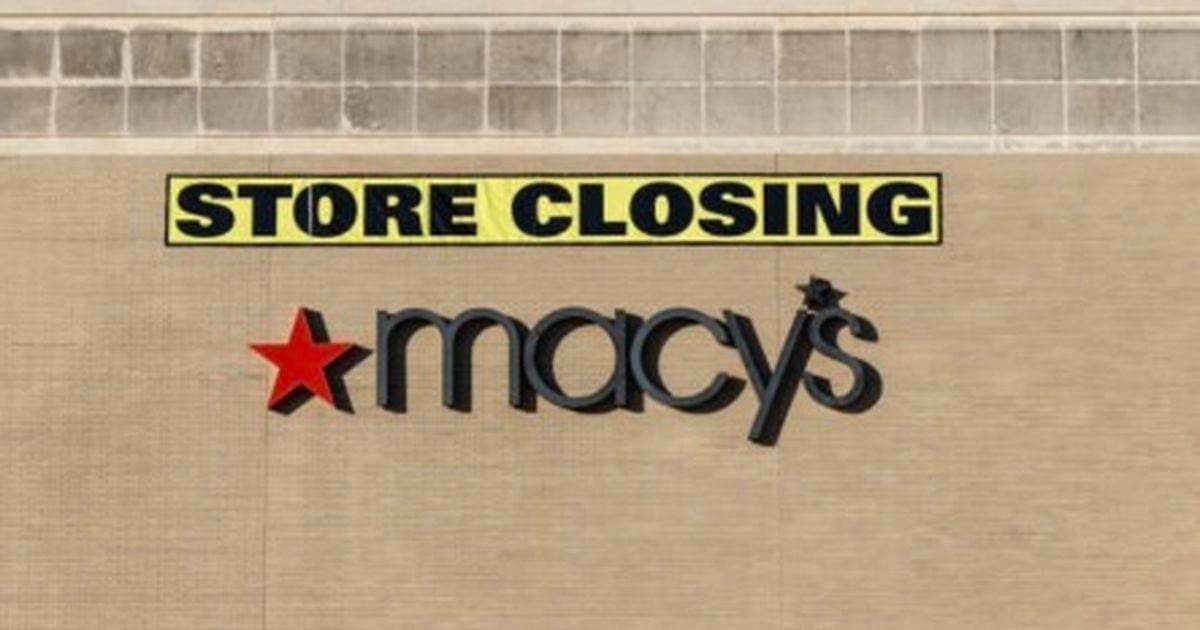 How many retail stores have closed during pandemic