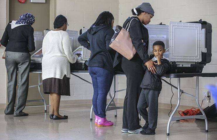 PHOTOS: The polls are open in Georgia