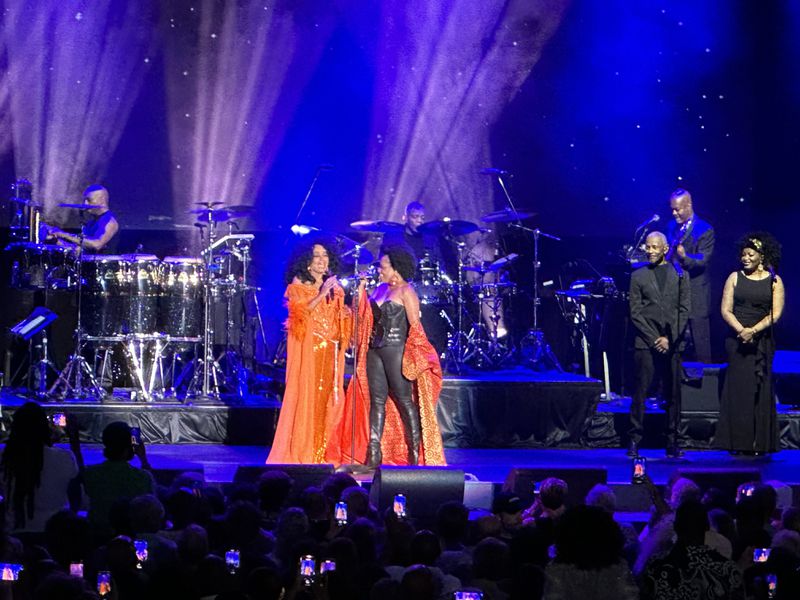 Diana Ross in duet "Count on me" with daughter Rhonda Ross Kendrick during the May 10, 2024 concert at the Cadence Bank Amphitheater in Chastain Park.  RODNEY HO/rho@ajc.com