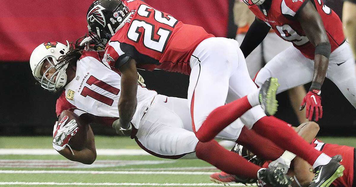 Falcons' Neal keeps Chancellor's Seahawks jersey in locker