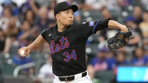 FILE - New York Mets' Kodai Senga pitches during the first inning of a baseball game against the Atlanta Braves, July 26, 2024, in New York. (AP Photo/Pamela Smith, File)