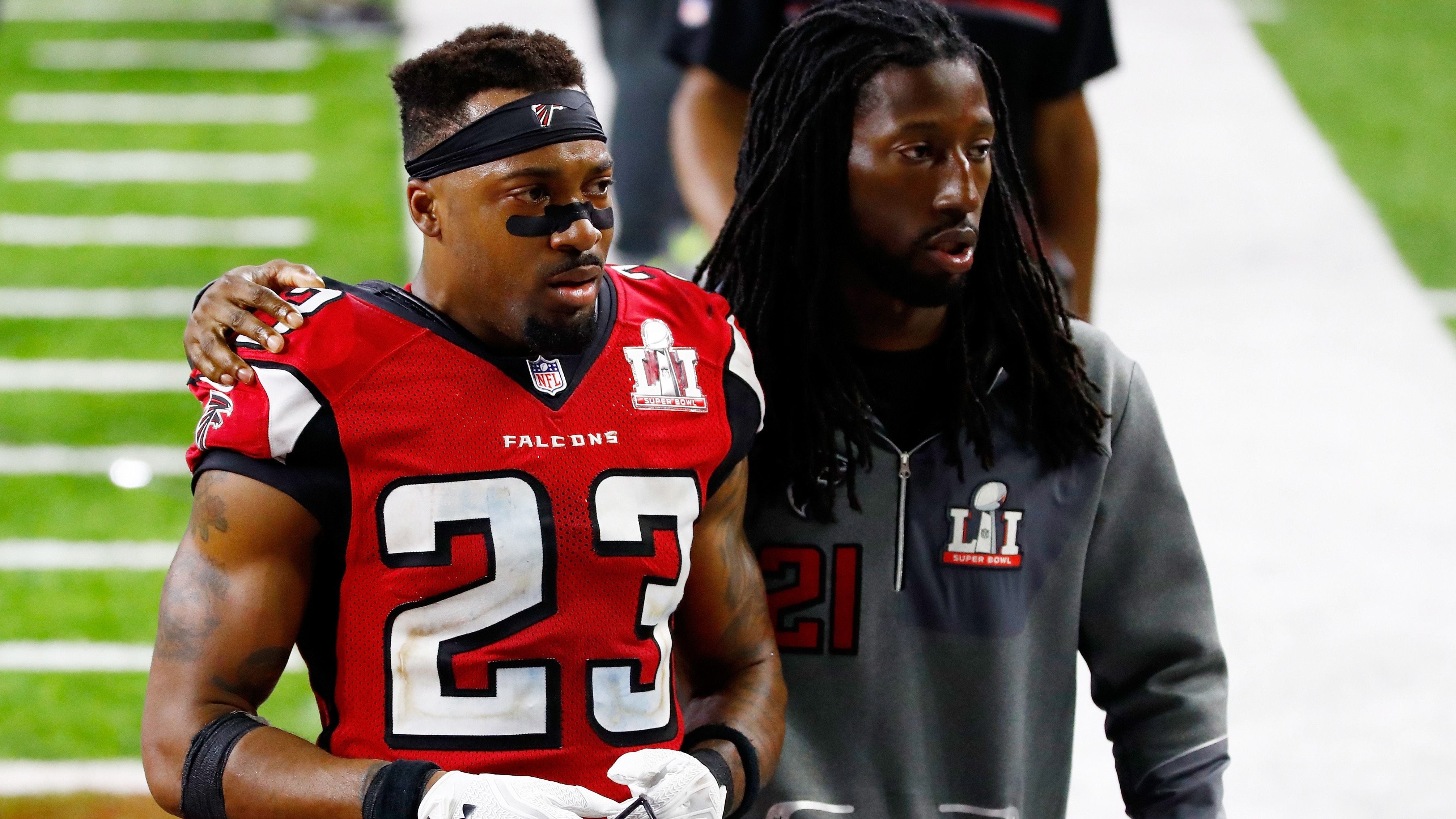 Newly signed Atlanta Falcons LB wastes no time referencing '28-3'