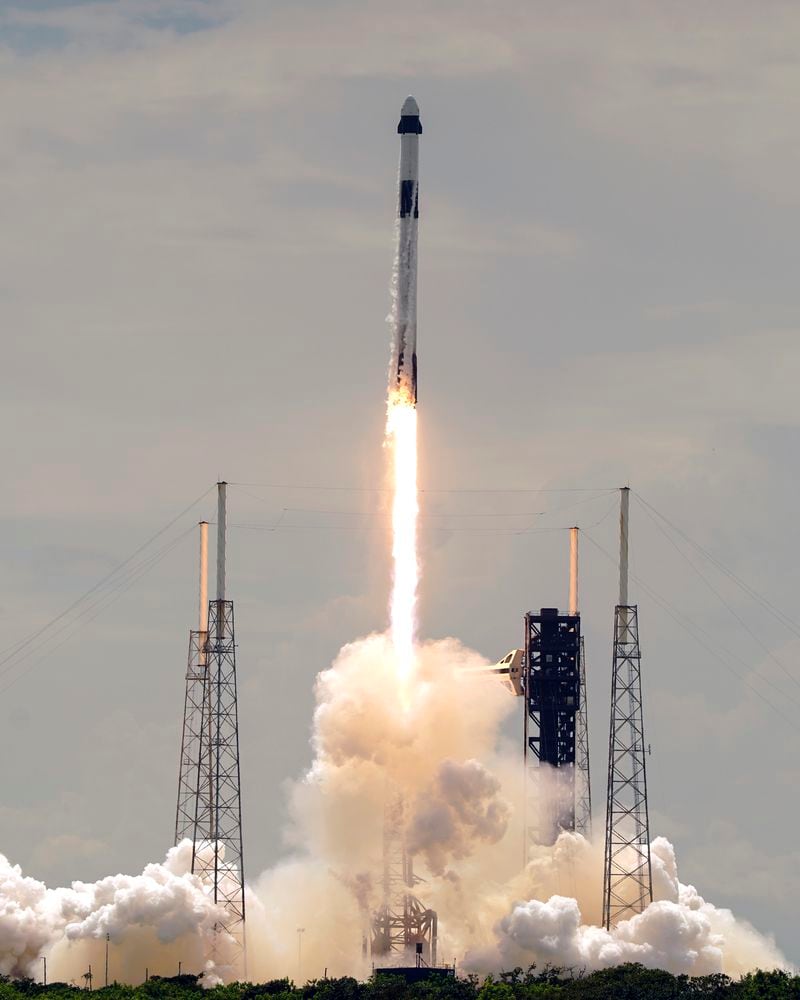 A SpaceX Falcon 9 rocket with a crew of two lifts off from launch pad 40 at the Cape Canaveral Space Force Station Saturday, Sept. 28, 2024 at Cape Canaveral, Fla. (AP Photo/John Raoux)