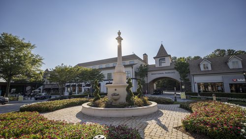 Restaurant concepts featuring sushi and Persian food will open at the Forum Peachtree Corners in the coming months.