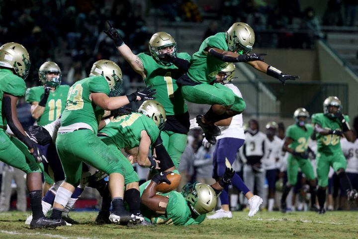 Pride of a nation: Cherokee wins first-ever state football championship