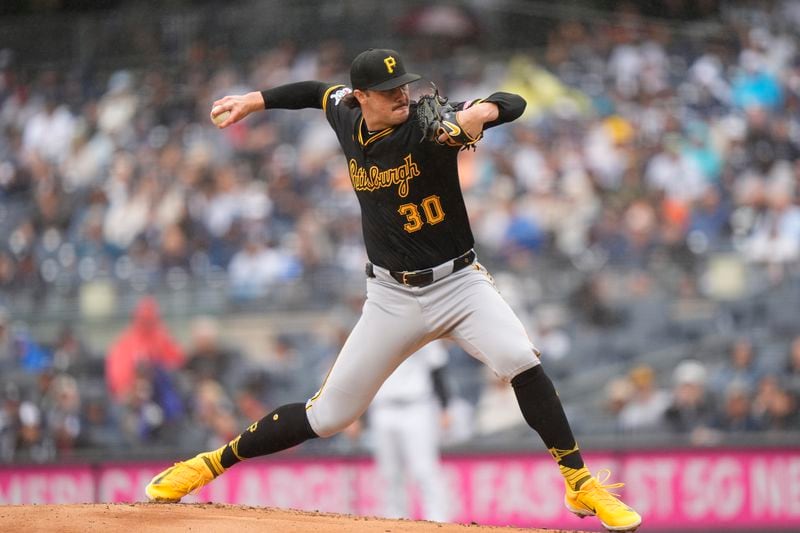 Pittsburgh Pirates' Paul Skenes pitches during the first inning of a baseball game against the New York Yankees, Saturday, Sept. 28, 2024, in New York. (AP Photo/Frank Franklin II)