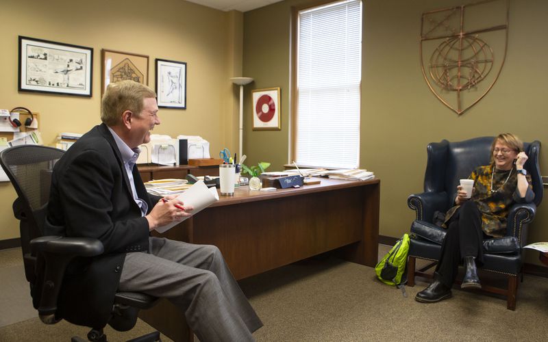 Rev. Peter Wallace (left) chats with guest speaker Rev. Susan Sparks.  CHRISTINA MATACOTTA FOR THE ATLANTA JOURNAL-CONSTITUTION.