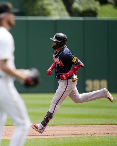 Acuña, Olson Make Pirates Pay in Seventh; Braves Win it 5-2