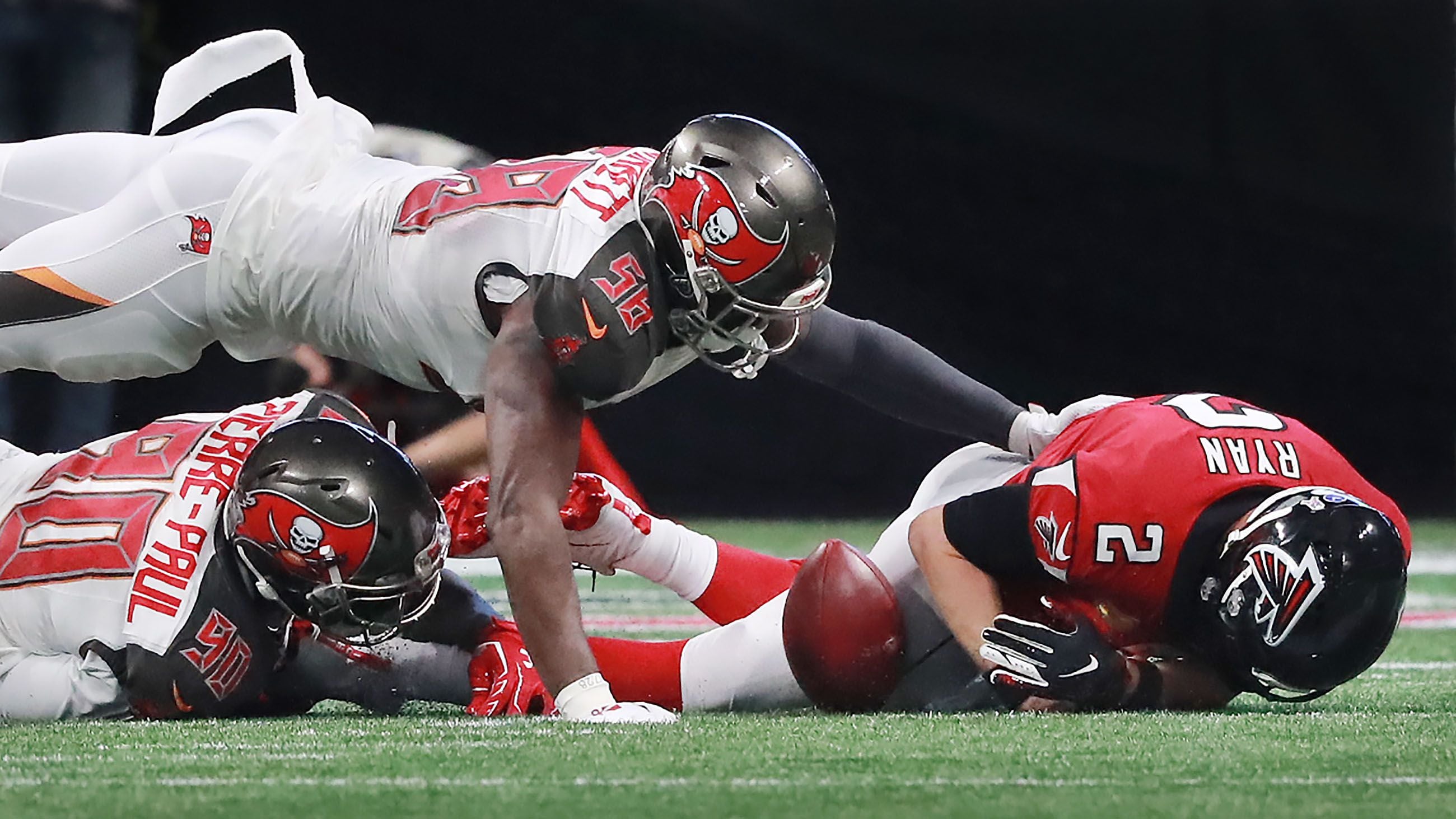 Buccaneers vs. Falcons final score 35-22: Jameis Winston throws