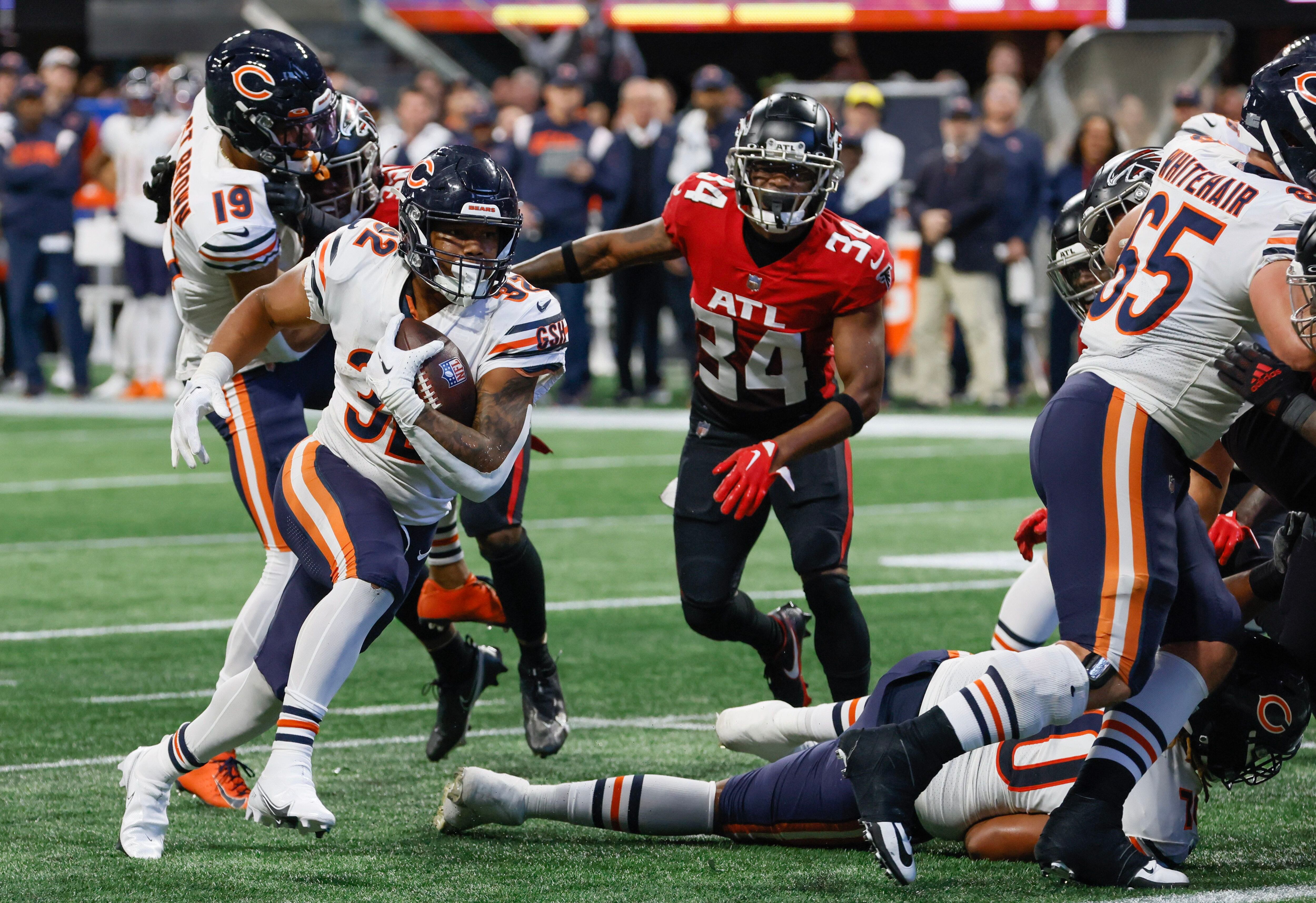 Koo's late 53-yard FG lifts Falcons past Fields, Bears 27-24