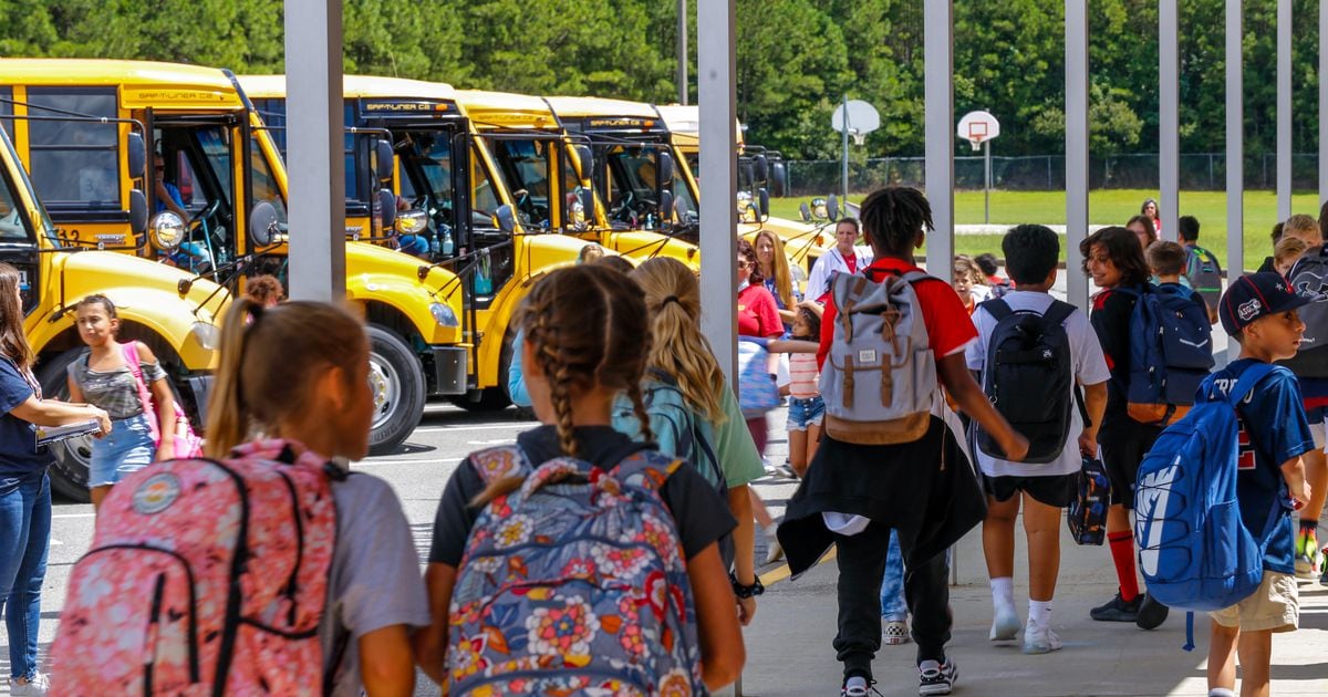 Several metro Atlanta districts cancel school Friday for Braves