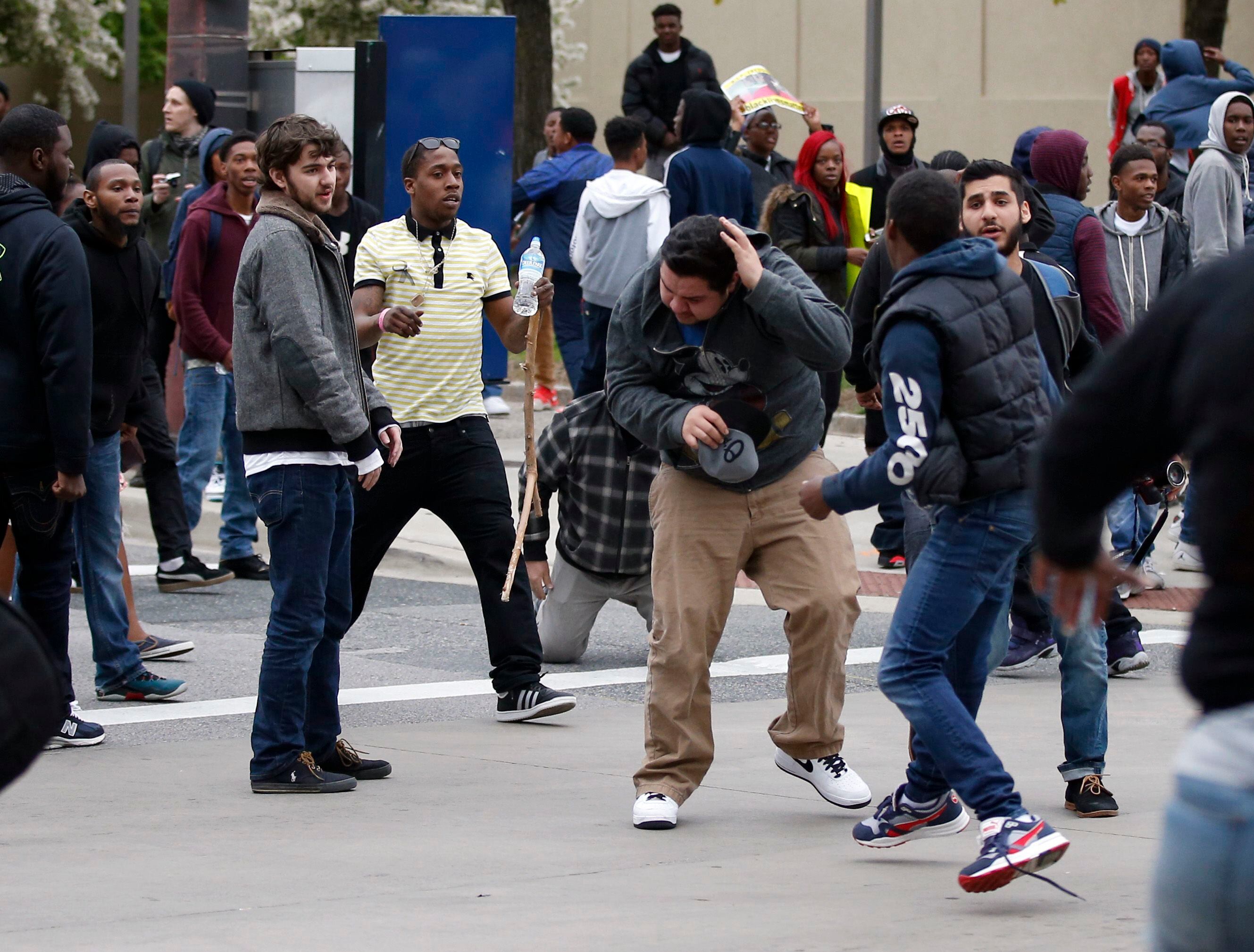 Camden Yards baseball stadium put on lockdown as protesters take over  Baltimore streets for Freddie Gray rally – New York Daily News