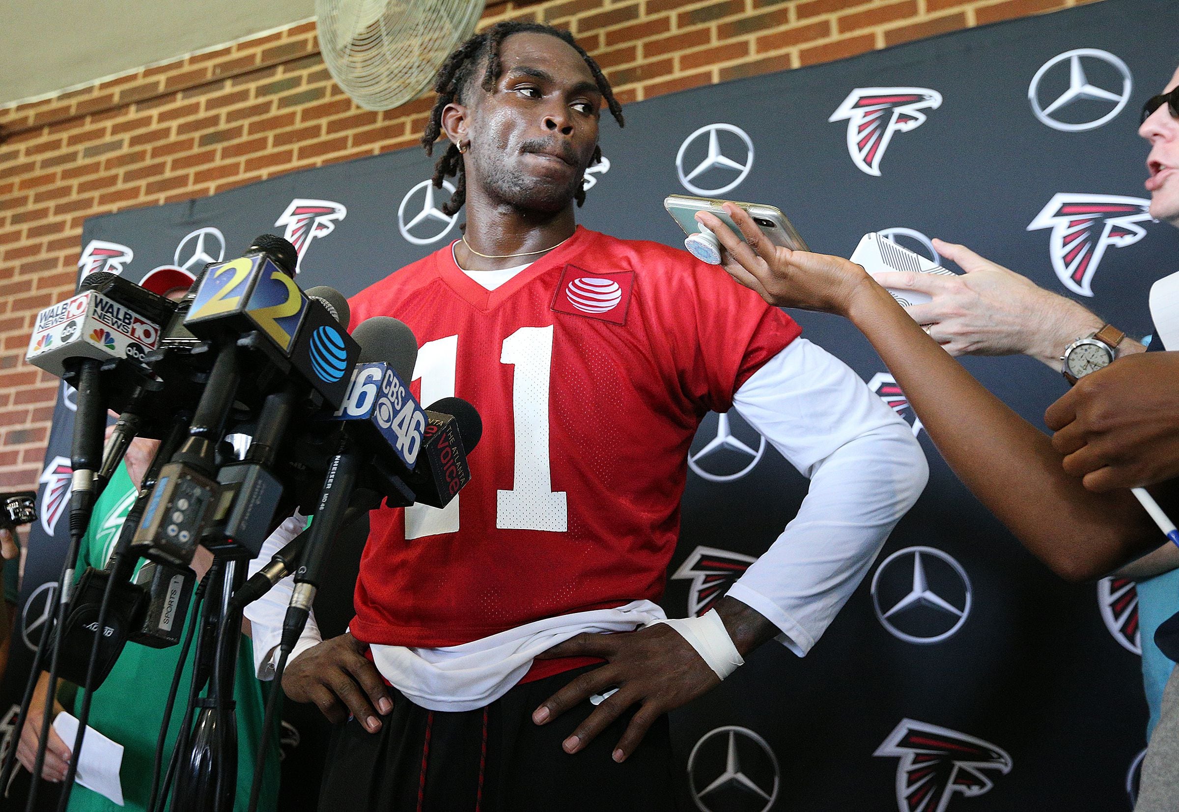 Falcons set to hold first-ever public full-pad practice at Mercedes-Benz  Stadium