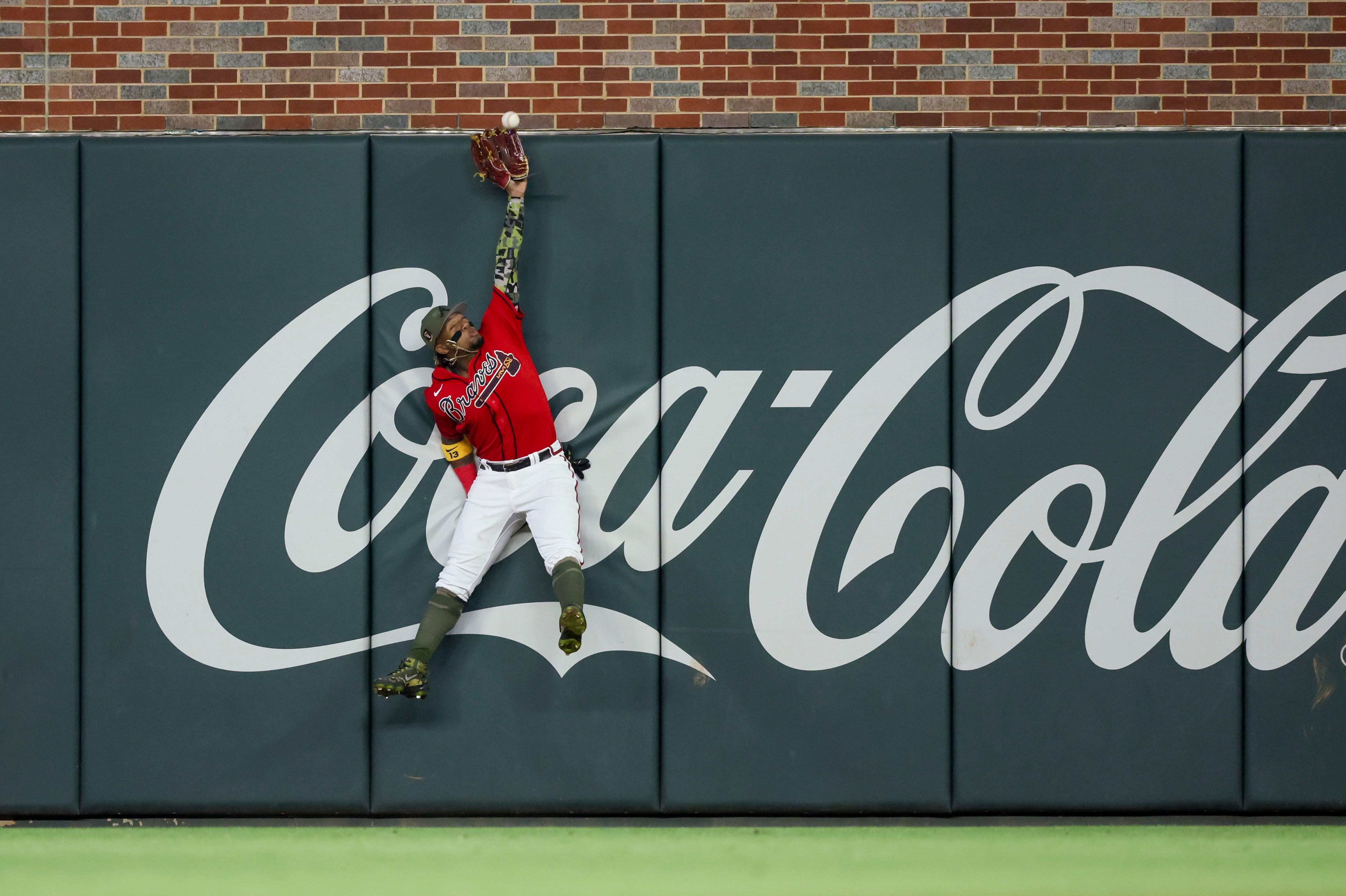 Cal Raleigh makes Fenway Park history as Mariners blast Red Sox