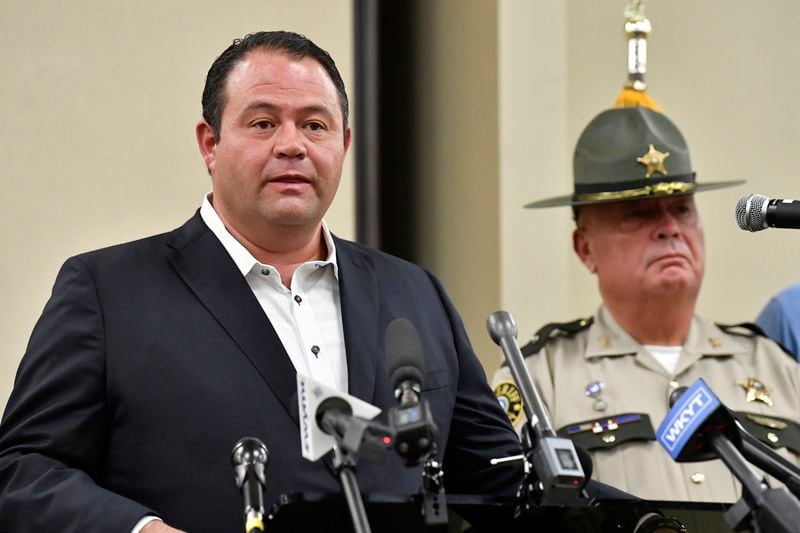 London Mayor Randall Weddle gives an update at the London Community Center in London, Ky., Sunday, Sept. 8, 2024, on the efforts to find the suspect in the Saturday shooting at Interstate 75 near Livingston, Ky. (AP Photo/Timothy D. Easley)