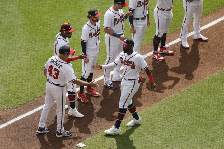 Defending champion Braves not themselves in Game 1 NLDS loss