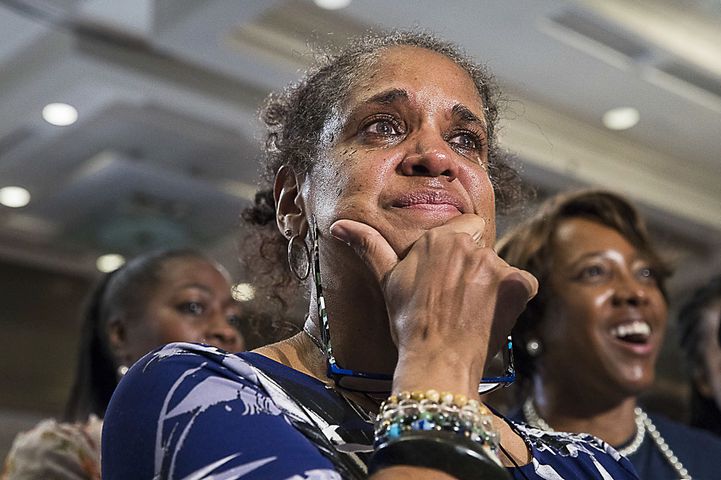 PHOTOS: A long election night in Georgia