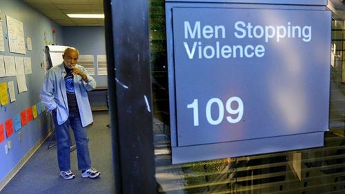 Sulaiman Nuriddin prepares to lead a session at Men Stopping Violence in Decatur in 2020. (Curtis Compton/The Atlanta Journal-Constitution)