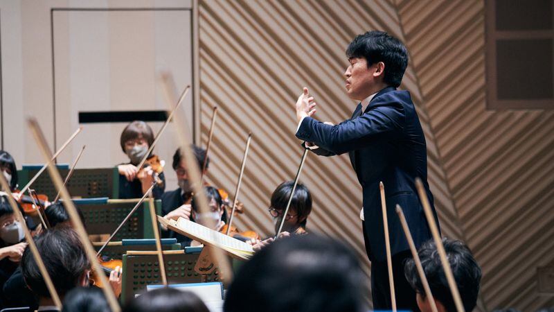 Keitaro Harada returned to Macon, Georgia as guest conductor of the Macon-Mercer Symphony at the Grand Opera House. (Courtesy of T.Tairadate Photography)