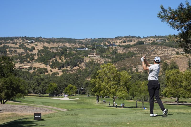 David Lipsky hits from the fourth tee during the third round of the Procore Championship golf tournament at the Silverado Resort North Course, Saturday, Sept. 14, 2024, in Napa, Calif. (AP Photo/Godofredo A. Vásquez)