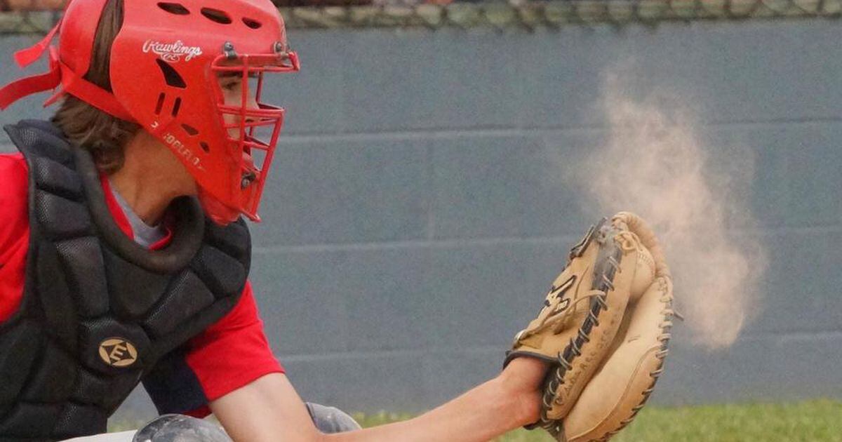 Baseball Catcher's Gloves - Baseball Town