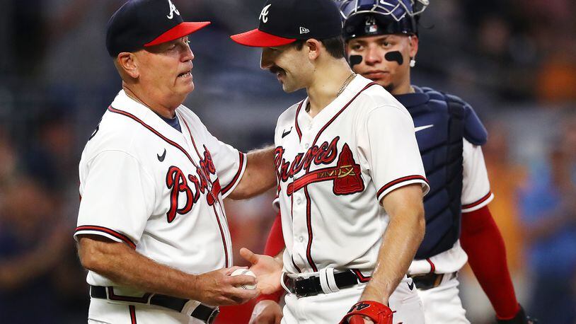 Braves' Brian Snitker finishes third in NL Manager of the Year voting