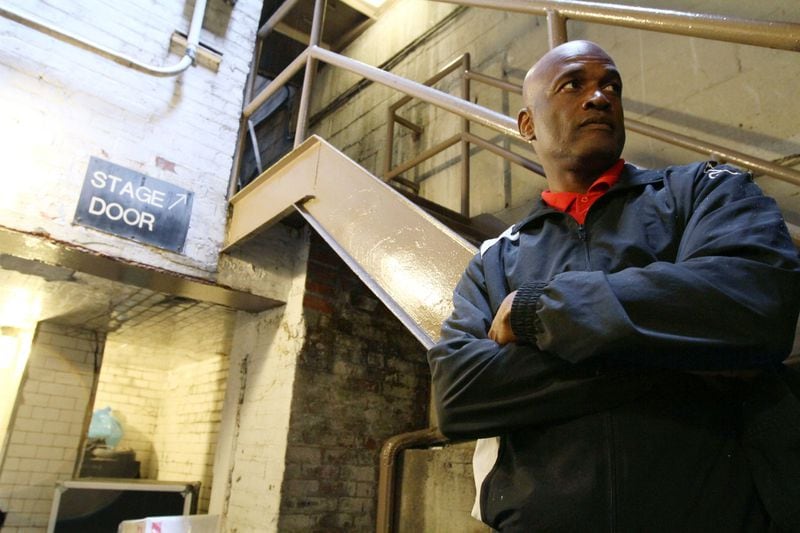 Kenny Leon stands outside the Cort Theatre in New York where he was directing “Fences” in 2010. TINA FINEBERG/ASSOCIATED PRESS