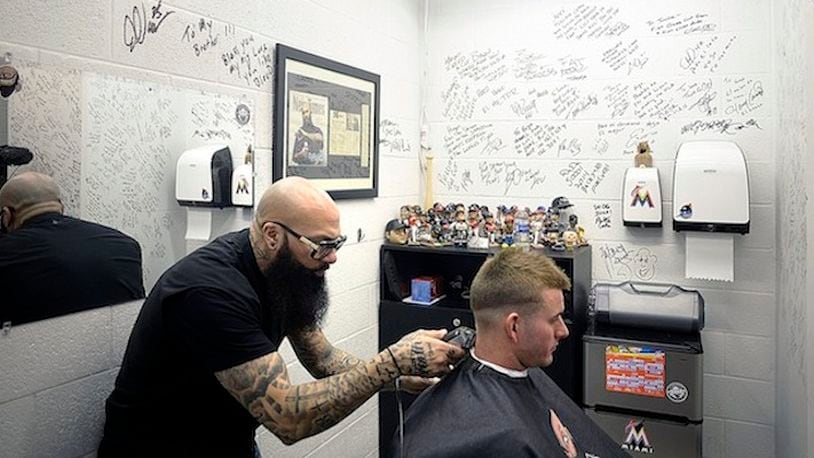 Headz Up Barbershop Miami Lakes