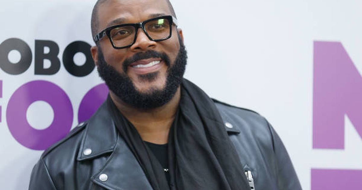 Tyler Perry on X: MADEA J BLIGE I rocked the Super Bowl! Thank you to all  my 10's of fans. I was performing in the parking lot cause I think they was