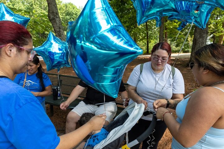 Balloon release for Dunwoody High student
