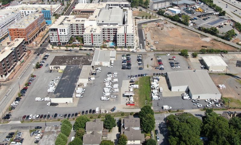 Aerial photography shows Grady EMS (left) and Reliant Emergency Services (right) in Atlanta. In recent years, Grady has become the largest ambulance provider in the state, amid an aggressive campaign to win up dozens of contracts with counties in Georgia. Critics say its new role collides with its mission to serve Atlanta’s poor. (Hyosub Shin / Hyosub.Shin@ajc.com)